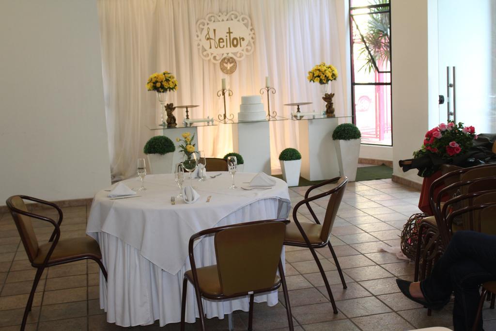 Hotel Dom Henrique Timoteo Ngoại thất bức ảnh