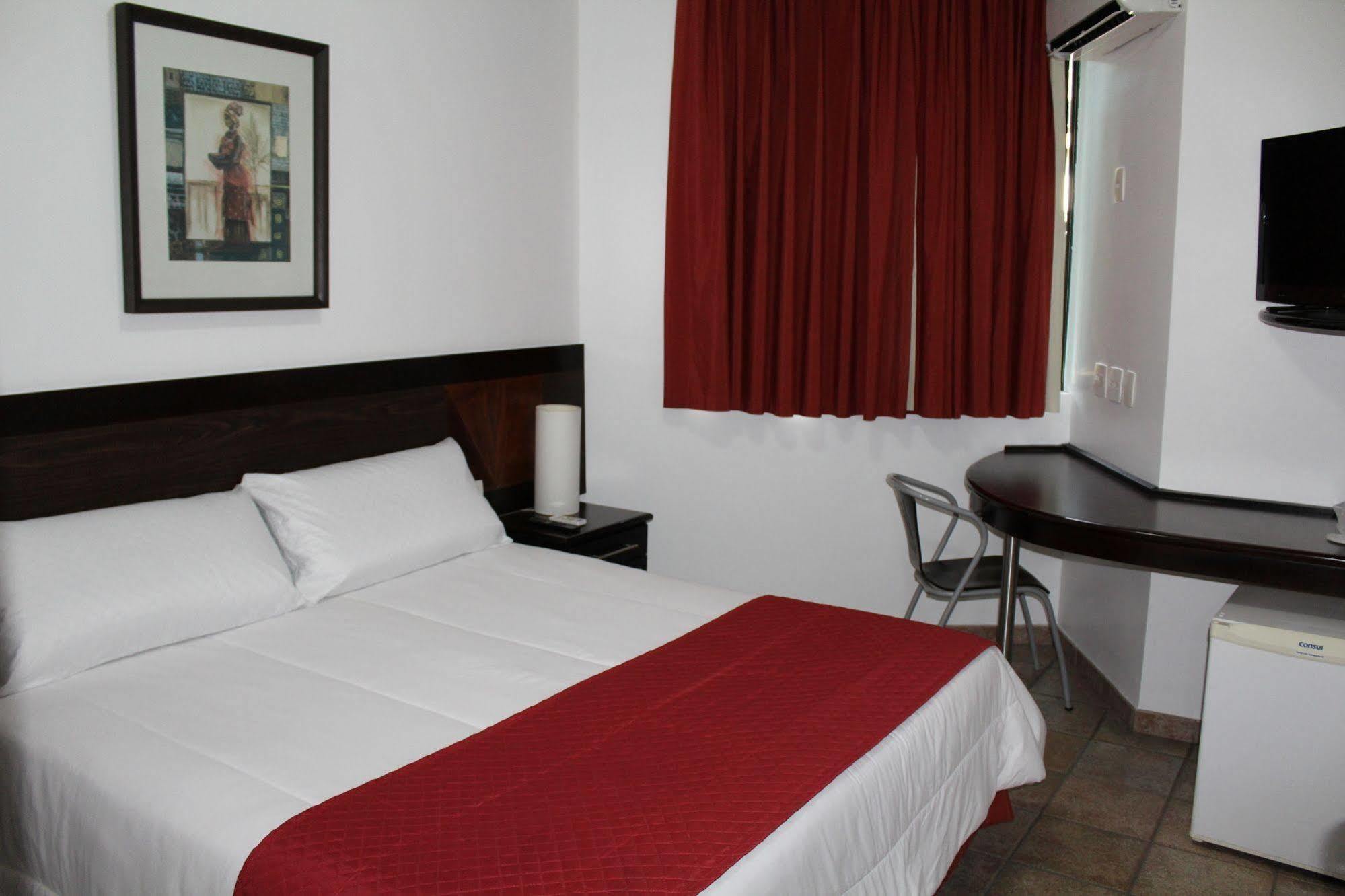Hotel Dom Henrique Timoteo Ngoại thất bức ảnh